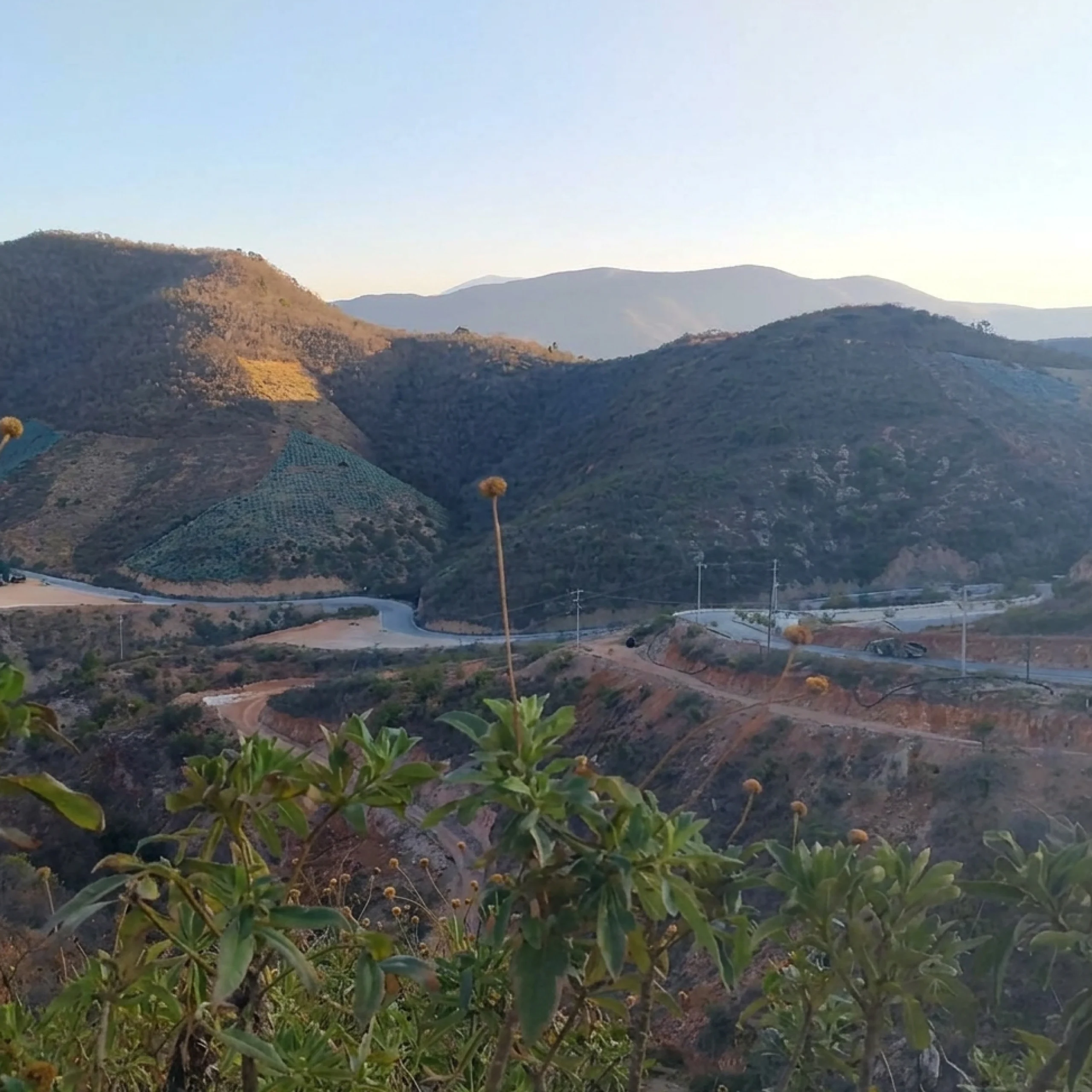 Soluciones de ingeniería para la evaluación, gestión de riesgos y reforzamiento de presas de jales